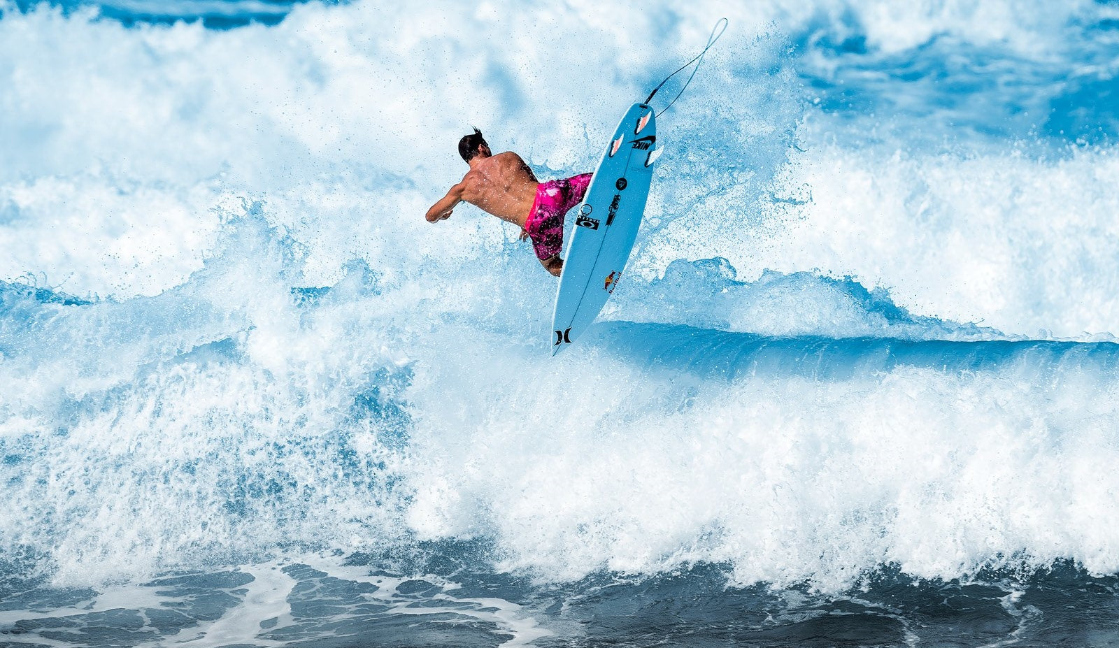 Julian Wilson | FCS II JW Athlete Fin | Freedom Leash