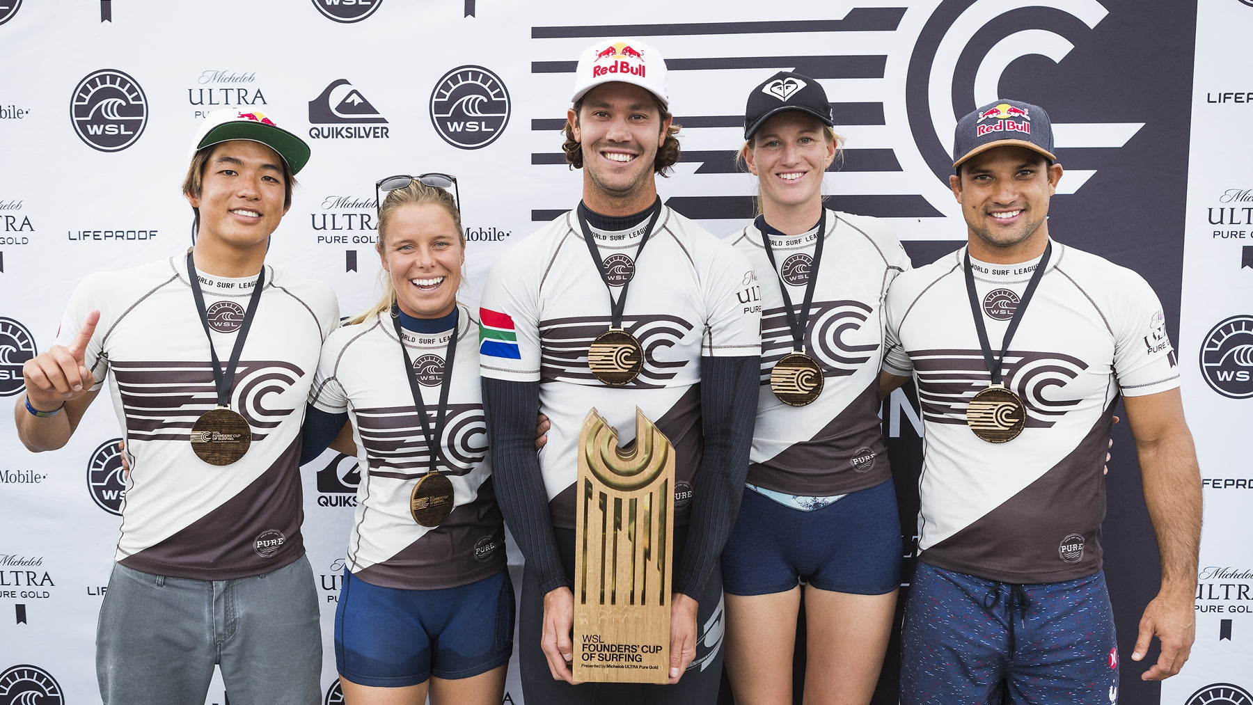 Team World at the Inaugural WSL Founders' Cup. L-R Kanoa Igarashi, Paige Hareb, Jordy Smith, Bianca Buitentag, Michel Bourez